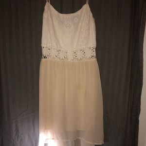 High -low dress